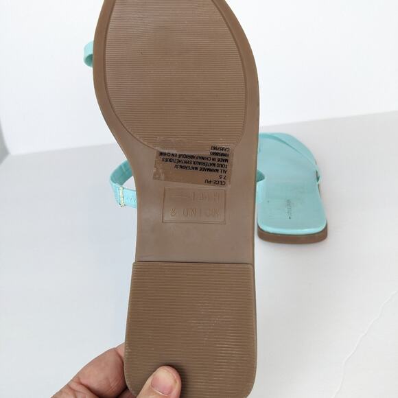 14th & Union Womens Shoes Cece Light Blue Croco Flat Sandals Size 7.5 - Picture 7 of 9